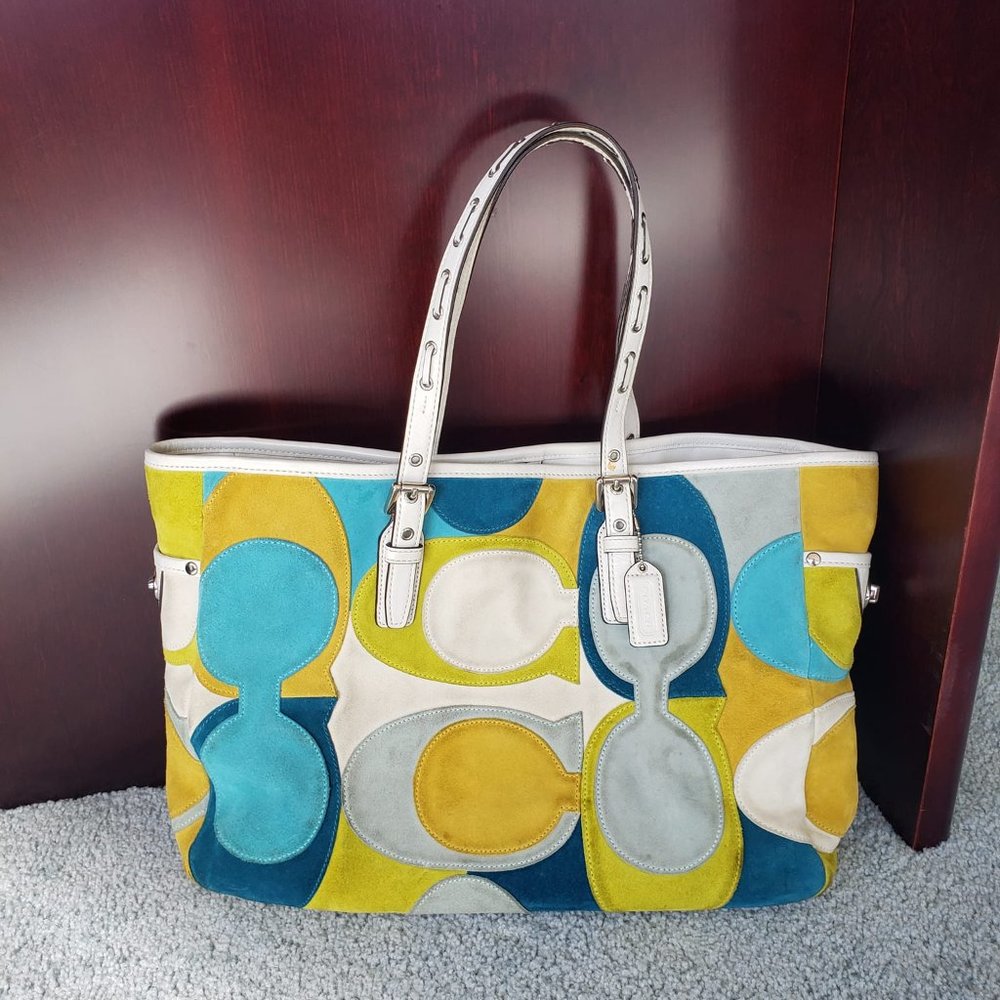 Gently Used, Coach Tote Bag